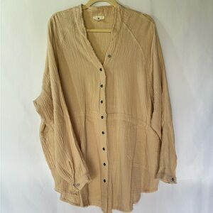 Chic Beige Button-Up Women's Tunic